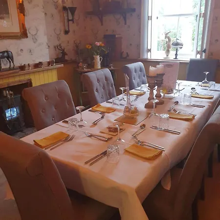 Farma The Foulsyke Licensed Scalby *