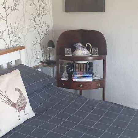 Farma The Foulsyke Licensed Scalby *